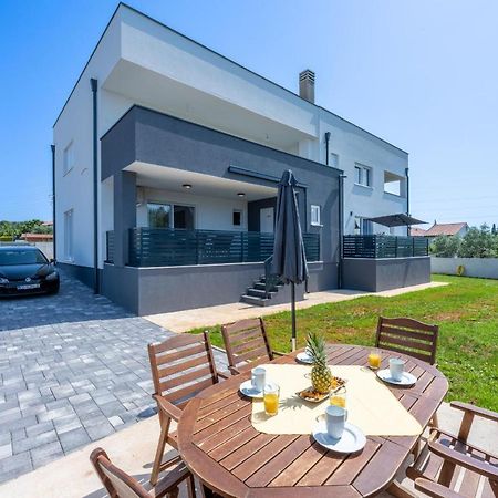 Domus Alba Apartments พูลา ภายนอก รูปภาพ